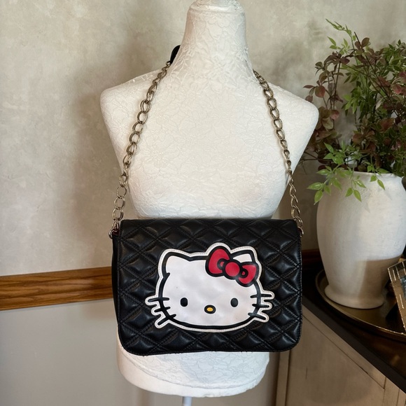 Hello Kitty Black Quilted shoulder Bag with gold chain - Picture 1 of 16